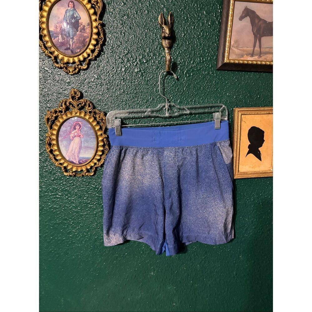 Lululemon Mens Shorts Blue Sz Small Linerless